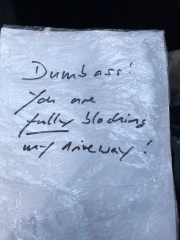 dumbass_note_ambulance-2b8013b479333cdd4bd01d9cb53b4961aa070b45